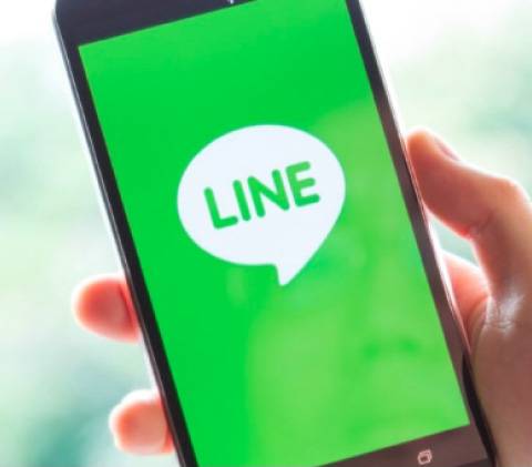 スマホでLINEを起動